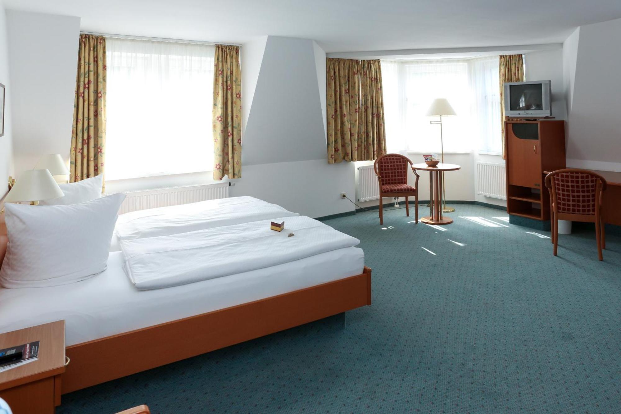 Hotel Kaiserhof Radeberg Quarto foto