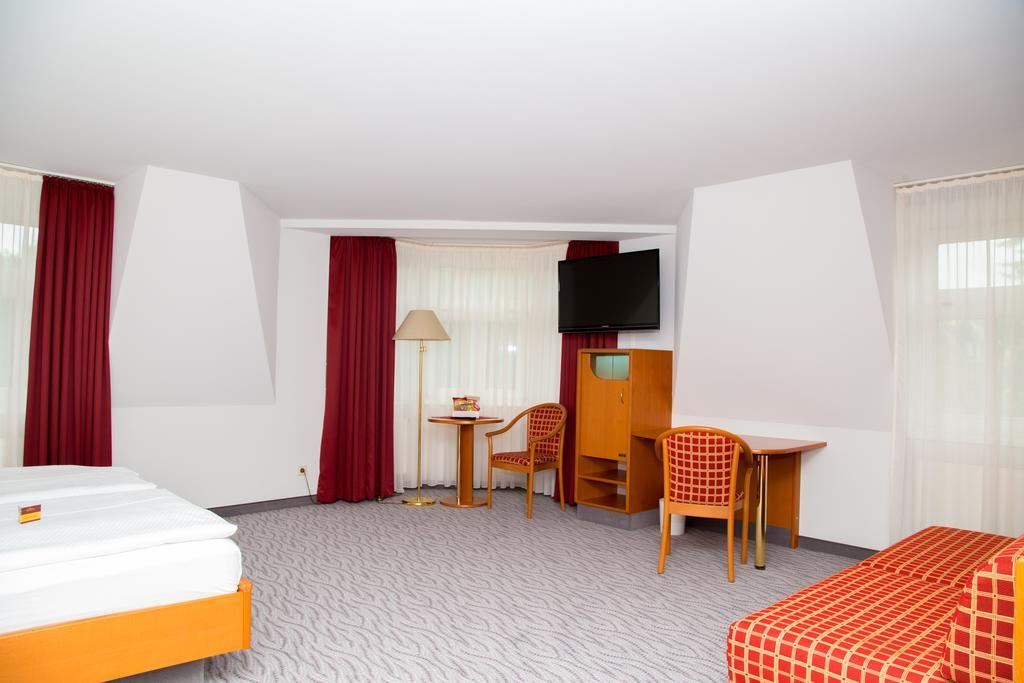 Hotel Kaiserhof Radeberg Quarto foto